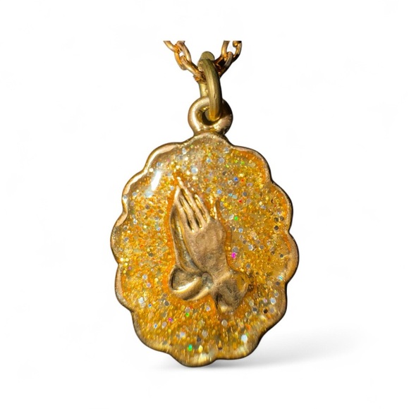 Gold Praying Hands Necklace ✨ Faith Pendant Chain - Picture 2 of 3